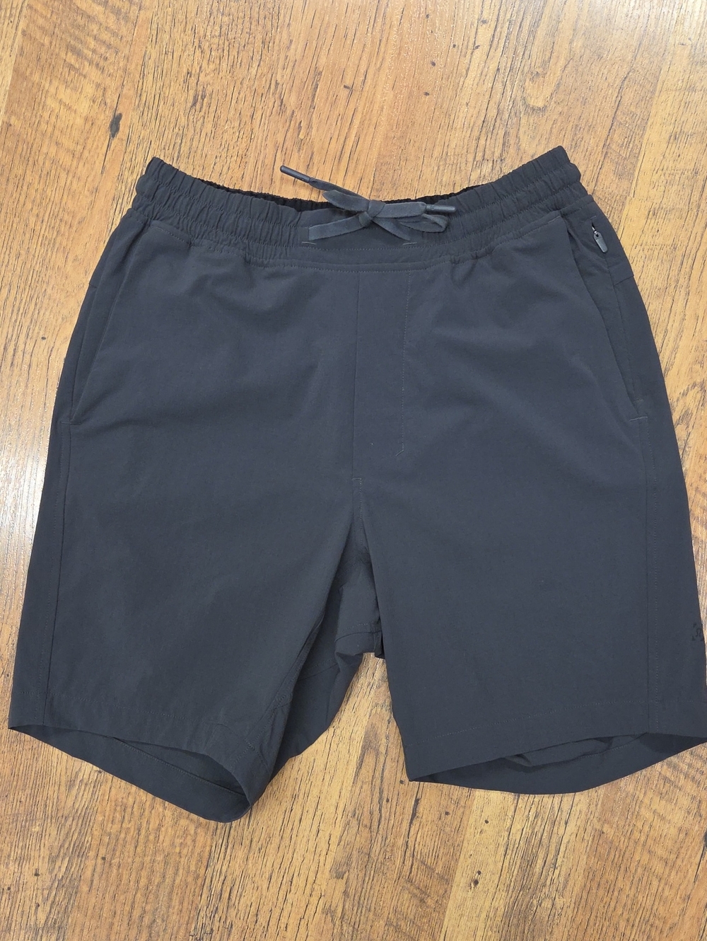 Lululemon Linerless Men's Charcoal Shorts 7"
